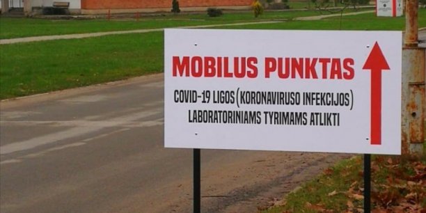 Kaišiadorių rajono savivaldybės mobilusis koronaviruso patikros punktas dirbo savaitgalį ir...
