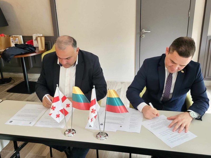 Pasirašyta bendradarbiavimo sutartis su Bagdačio savivaldybe Sakartvele