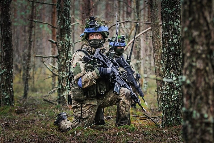2025 m. balandžio 30 d.  vyks sunkiosios ginkluotės kuopos snaiperių būrio karinis rengimas