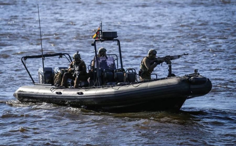 Dėl karinių pratybų civilinėje teritorijoje