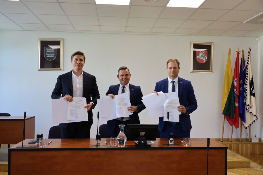 Kaišiadoryse pasirašyta jungtinės veiklos sutartis dėl neformaliojo švietimo programos vykdymo...