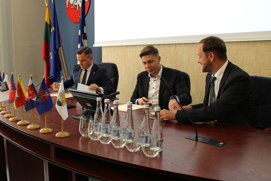 Pasirašyta jungtinės veiklos sutartis dėl krūties piktybinio naviko ankstyvosios diagnostikos...