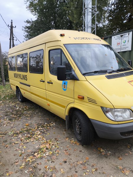 Kaišiadorių rajono savivaldybės administracija skelbia viešą aukcioną parduoti 2005 m. M2 klasės...