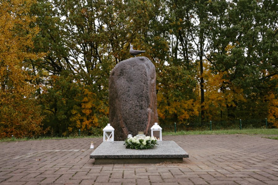 Negimusių kūdikių laidojimas Kaišiadoryse