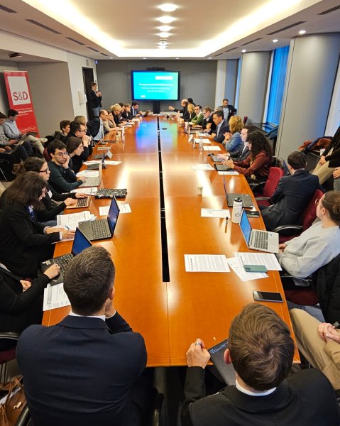 Kaišiadorių rajono savivaldybės atstovai Europos Parlamente diskutavo apie energetinį skurdą ir...