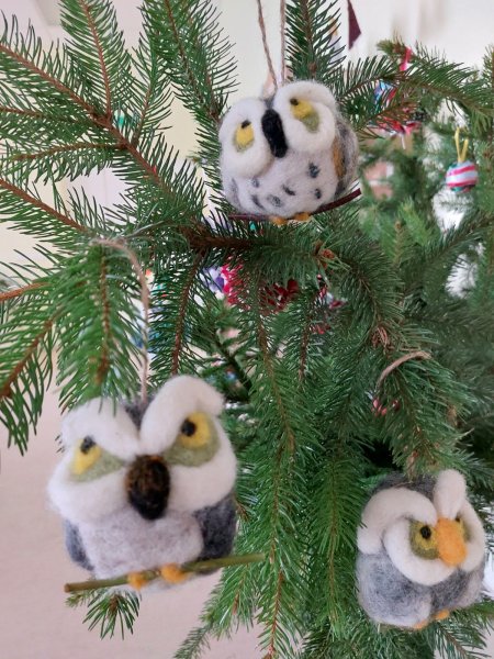 Kaišiadoriečiai prisijungė prie kalėdinių žaisliukų kūrimo akcijos „Sparnuoti išminties, žinių ir...