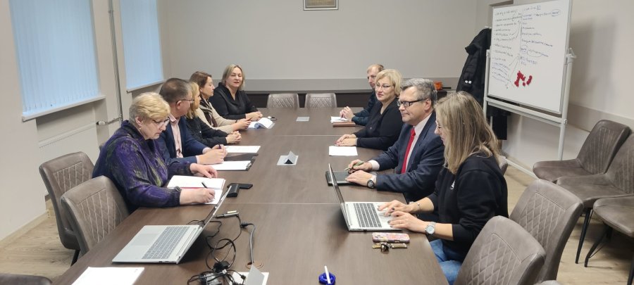 Kaišiadorių rajono savivaldybėje aptarti priklausomybių prevencijos klausimai