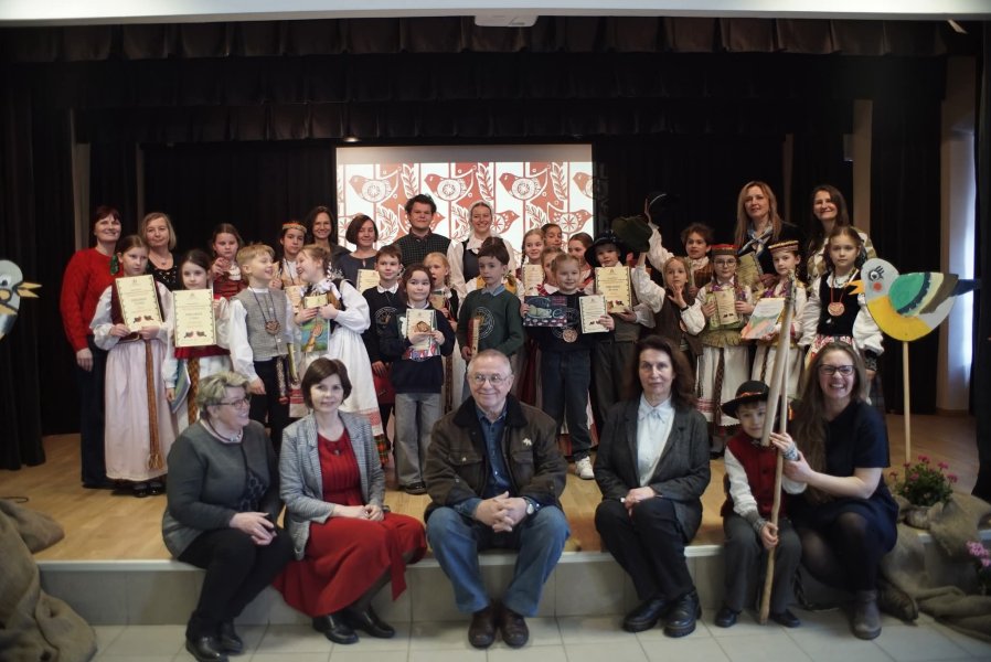 Žiežmariuose vyko smulkiosios tautosakos konkursas „Čiulba čiulbutis“