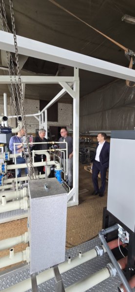 Stasiūnuose vyksta naujų modulinių katilinių įrengimo darbai