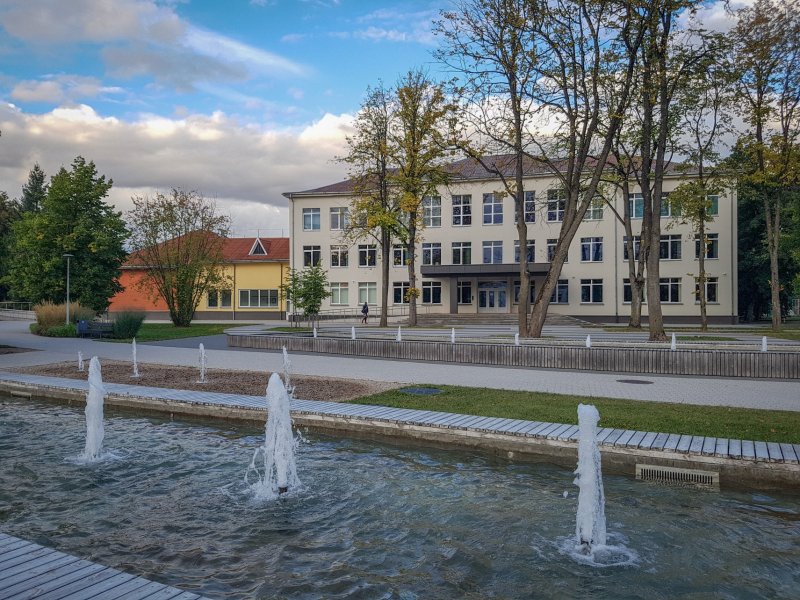 Kaišiadorių miesto parke bus draudžiamas elektrinių mikrojudumo priemonių eismas – primename...